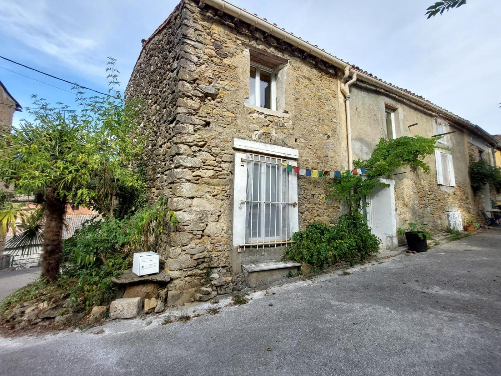 Gite La Fee Du Feu Et De La Neige Saint-Benoît Exterior foto